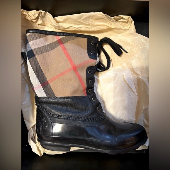 EUC Burberry Danning weather rain/snow boots signature pattern UK 4 EUR 37 - Picture 3 of 15